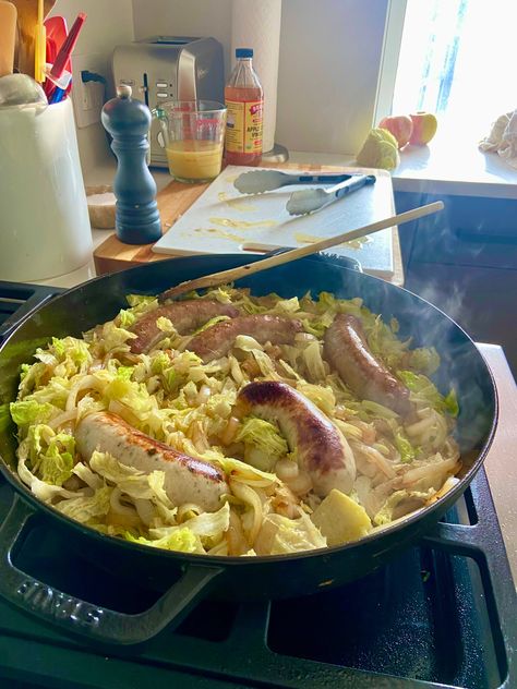 Five-Ingredient Dinner: Chicken-Apple Sausages with Onions and Cabbage | Cup of Jo Chicken Sausage Dinner, Sausage Peppers And Onions, Sausage Recipes For Dinner, Sausage Dinner, Chicken Apple, Chicken Apple Sausage, Apple Sausage, One Pan Chicken, Cup Of Jo