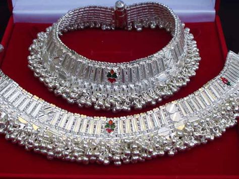 Silver Payal Designs | PAYAL.SILVER ANKLETS..... Payal Silver Design, Pajeb Design Silver, Bridal Payal Silver, Silver Payal Design Bridal, Silver Anklet Design For Bridal, Anklets Design, Payal Silver, Payal Designs Silver, Bridal Foot Jewelry