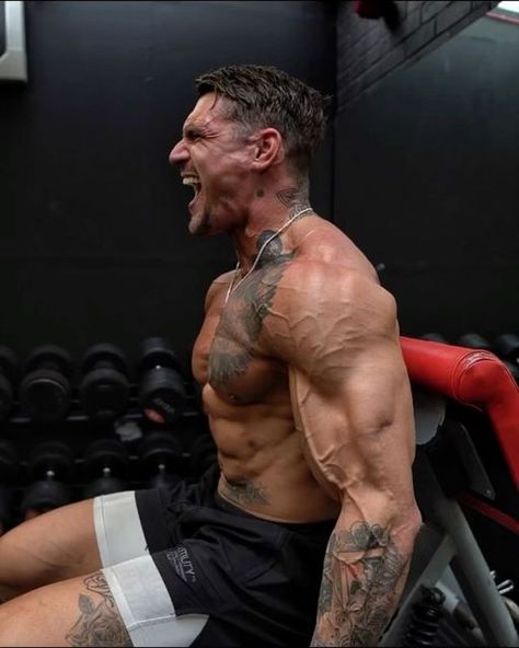 Gym Workouts on Instagram: "Time to get the 3D shoulders popping 💪🏽 @dickersonross 

Workout:

DB Lateral Raises - 3 x 10-12 ( Every Set, Drop Set)
Smith Machine Press - 3 x 8-10
EZ Bar Upright Row - 3 x 10-12
Cable Rope Face Pulls - 4 x 8-10
Plate Front Raises - 3 x 10-12
Reverse Fly - 2 x 10-12
(90sec Rest Between Sets & 2min Between Exercises)

#shoulder #shoulderworkout #shoulderworkouts #shoulders #shoulderday #shouldersday #shouldersworkout #workout" Reverse Fly, Upright Row, Face Pulls, Shoulder Day, Front Raises, Smith Machine, Lateral Raises, Instagram Time, Shoulder Workout