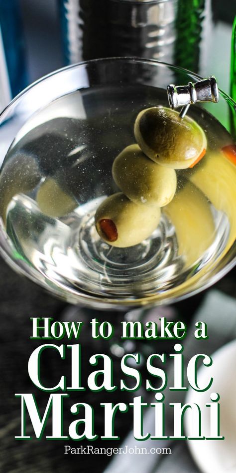 Sweet Martini Recipes, Martini Recipes Classic, Sweet Martini, Martini Recipes Vodka, Easy Cocktail Recipe, Olive Cocktail, Gin Martini, Perfect Martini, Martinis Drinks