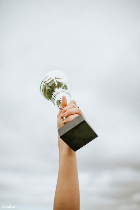 Trophy Aesthetic, Winner Aesthetic, Success Images, Balloon Words, Gold Wallpaper Background, Trophy Cup, Trophy Design, Free Hand Drawing, Human Hand