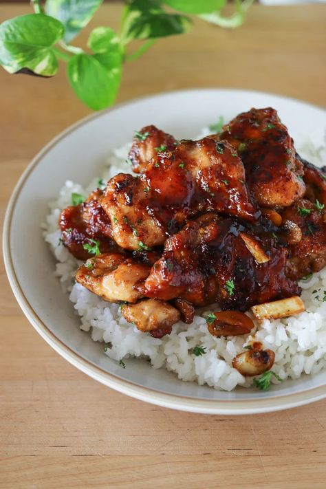 Honey Butter Chicken by eatwithcarmen Honey Butter Chicken, Butter Chicken Recipe, Winner Winner Chicken Dinner, Chicken Bites, Winner Winner, Honey Butter, More Recipes, Easy Dishes, Butter Sauce