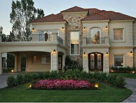 Luxury Homes Exterior, Home Designs Exterior, Casa Country, Casas Coloniales, Spanish Style Homes, Mediterranean Homes, Luxury Homes Dream Houses, Dream House Interior, Dream House Exterior