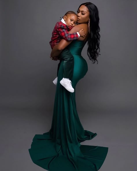 Mom And Son Valentines Day Photos Black, Mom And Son Photo Ideas Black People, Black Family Christmas Pictures Outfits, Mommy And Son Photo Shoot, Boy Mom Pictures, Mommy Son Pictures, Mommy Son Outfits, Son Photoshoot, Son Pictures