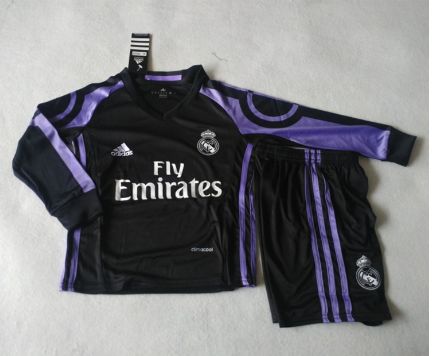 2016/2017 REAL MADRID FOOTBALL SHIRT LONG SLEEVES BLACK/PURPLE FOR KIDS Purple Football Jersey, Real Madrid Hoodie, Madrid Football, Football Wags, Real Madrid Football, Black Kit, Soccer Jerseys, Woven Labels, Football Shirt