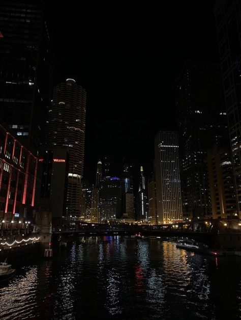 chicago night city aesthetic river walk City Rain, Chicago Aesthetic, Chicago At Night, City Lights At Night, Dark City, Dark Paradise, City Vibe, Night Vibes, Futuristic Art