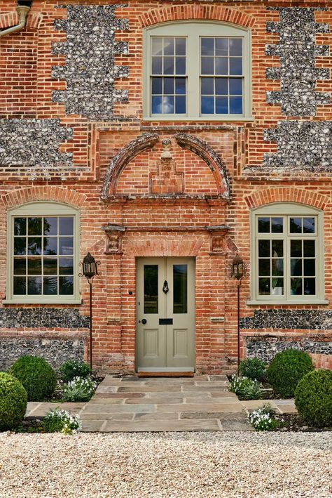 Max Rollitt house Oxfordshire | House & Garden Oxfordshire House, Max Rollitt, Brick Farmhouse, Brick Cottage, Country Style Interiors, English Country Style, Red Brick House, Window Color, Timber Cladding