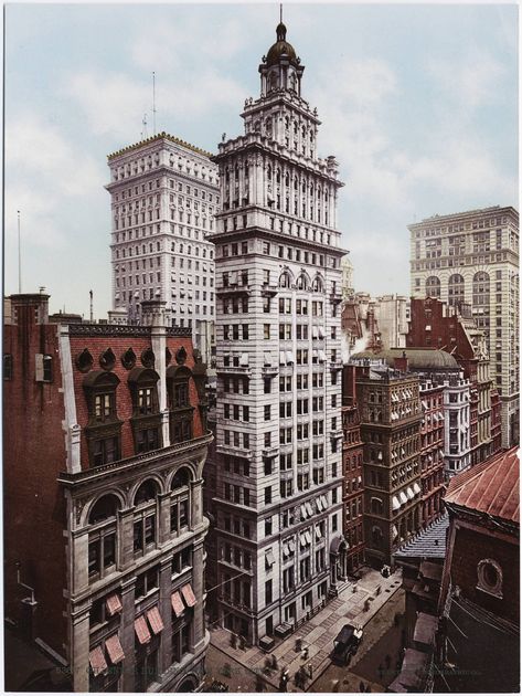 The Gillender Building was completed in the Financial District in 1897, but stood for only 13 years. It was destroyed in 1910 and replaced by a bigger building that combined its neighboring lot. New York City Buildings, New York Buildings, New York Architecture, Big Building, Banks Building, Vintage Architecture, Brooklyn Heights, Financial District, Lower Manhattan