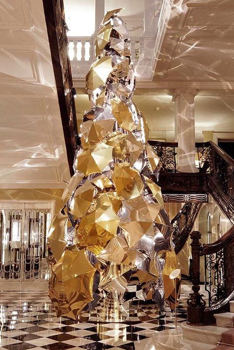 Fancy Xmas Tree, Avant Garde Christmas Tree, Metallics Christmas Tree, Christmas Tree With Large Ornaments, Nye Tree, Silver And Gold Tree, Gold Silver Christmas Tree, Designer Christmas Trees, Silver And Gold Christmas Tree