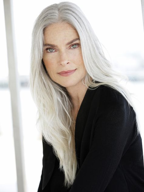 Roxanne Gould silver long hair ageless Silver Haired Beauties, Long White Hair, Gorgeous Gray Hair, Grey Hair Inspiration, Beautiful Gray Hair, Silver Grey Hair, Long Gray Hair, Ageless Beauty, Grey Hair