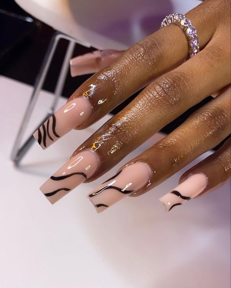 Fall Nails Black Women, Fall Nails Black, Long Fall Nails, Nails Black Women, Metallic Nail Art, Blue Emerald, Drip Nails, Classy Acrylic Nails, Long Square Acrylic Nails