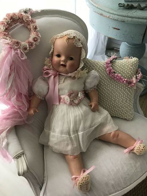 Big Baby Dolls, Baby Dimple, Effanbee Dolls, Antique House, Vintage Inspired Decor, Baby Dress Patterns, Dolls Houses, Old Dolls