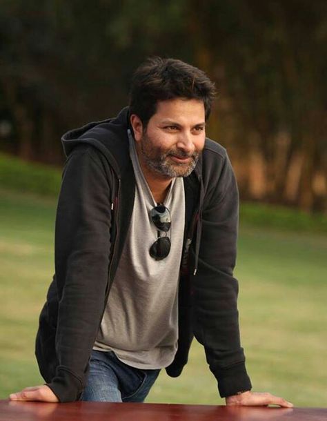 Trivikram srinivas Trivikram Srinivas Hd Images, Trivikram Srinivas, Hd Cover Photos, Vegas Birthday, Deadpool Wallpaper, New Photos Hd, Galaxy Pictures, Latest Hd Wallpapers, 8k Wallpaper