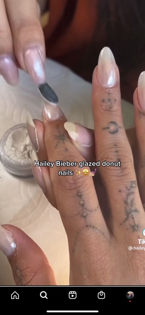 Peach Glazed Nails, Donut Glaze Nails, Peach Acrylic Nails, Glazed Nails, Donut Nails, Glazed Donut, Honey Glaze, Donut Glaze, Nail Ideas