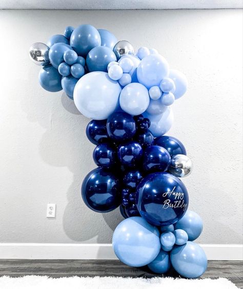 Blue And Sliver Balloons, Metallic Blue Balloon Garland, Matte Blue Balloon Garland, Black Blue Party Decorations, All Blue Party Decoration, Men Balloon Garland, Shades Of Blue Balloons, Denim Balloons, Royal Blue Balloons Decoration