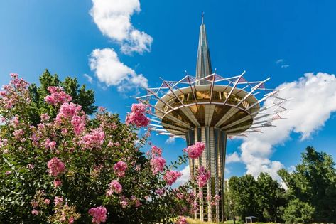 The Architectural Inspiration for Oral Roberts University | Daniel D. Isgrigg Beautiful Campus Colleges, Berkley University Campus, University Architecture College Campus, Northwestern University Campus, Oral Roberts University, University Aesthetic, University Life, Dream College, Common Questions