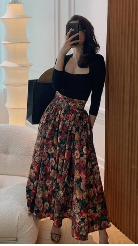 Skirt Tulle, Desi Fashion Casual, Everyday Fashion Outfits, Casual Day Outfits, Quick Outfits, Classy Fashion, Classy Work Outfits, Easy Trendy Outfits, Fashion Mistakes