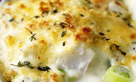 Weight Watchers recipe Cobia Recipes, Leek Gratin, Pollock Fish Recipes, Asian Fish Recipes, Mediterranean Fish Recipe, Paleo Fish Recipes, Whole30 Fish Recipes, Tilapia Fish Recipes, Recipes With Fish Sauce