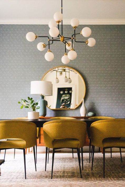 Wallpaper Dining Room Mid Century, French Mid Century Kitchen, Art Deco Style Dining Room, Dining Room With Light Blue Walls, Eclectic Chandelier Dining Rooms, Mid Modern Dining Room, Walk Through Dining Room Ideas, Mid Century Mixed With Traditional, Wallpaper Midcentury Modern