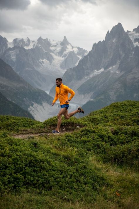 Hal Koerner Jogging Photography, Running Mountains, Trail Running Inspiration, Trail Running Photography, Good Running Shoes, Training Style, Running Photography, Running Photos, Mountain Running