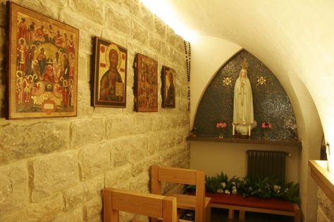 Backyard Chapel, Grotto Ideas, Marian Garden, Home Chapel, Private Chapel, Chapel Ideas, Stone Chapel, Catholic Decor, Sacred Spaces