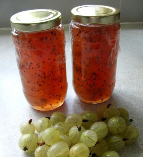 Preserves Recipes, Gooseberry Jam, Gooseberry Recipes, English Recipes, Canning 101, Canning Pickles, Canning Ideas, Mark Bittman, Foraging Recipes