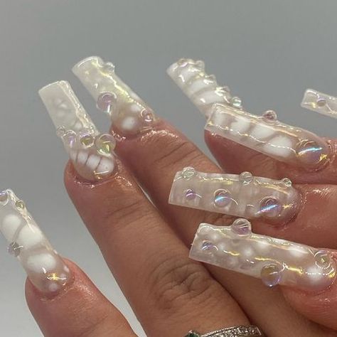 Acrylic Nail Jewel Designs, Bubble Nails, Classy Acrylic, Nails Yellow, Edgy Nails, Really Cute Nails, Bling Acrylic Nails, Square Acrylic Nails, Minimalist Nails