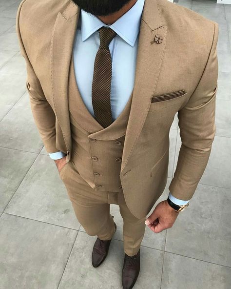 Beige Suits For Men, Casual Wedding Suit, Green Suit Men, Indian Groom Dress, Indian Groom Wear, Blazer Outfits Men, Groom Wedding Attire, Classy Suits, Wedding Outfit Men