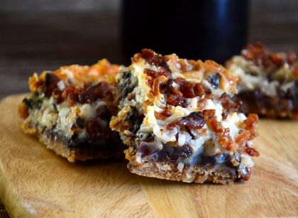 Maple Bacon Magic Bars Bacon Dessert Recipes, Bacon Desserts, Magic Bars Recipe, Maple Extract, Coconut Bacon, Magic Bars, Maple Bacon, Chocolate Nuts, Cookie Bar Recipes