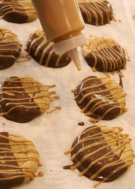 Best Peanut Butter Cookie Recipe, Christmas Cookie Exchange Party, Butter Cookie Recipe, Best Peanut Butter Cookies, Christmas Cookie Recipe, Cookie Exchange Party, Christmas Cookie Exchange, Best Peanut Butter, Peanut Butter Cookie Recipe