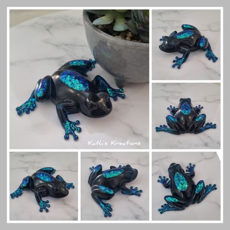 Resin Frog Ideas, Resin Animals, Resin Frog, Frog Ideas, Resin Things, Resin Pens, Epoxy Projects, Animal Ideas, Resin Tumblers