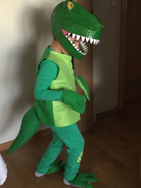 Diy Rex Costume Toy Story, T Rex Costume Diy, Dino Costume Diy, Trex Costume, T Rex Halloween Costume, Rex Costume, T Rex Costume, Dino Costume, Dinosaur Halloween Costume