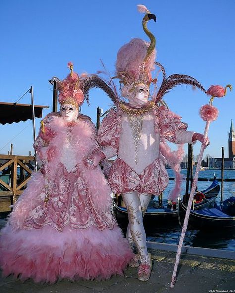 Venetian Costumes, Venetian Costume, Venice Carnivale, Venice Carnival Costumes, Costume Carnaval, Venice Mask, Venetian Carnival Masks, Venetian Carnival, Carnival Of Venice