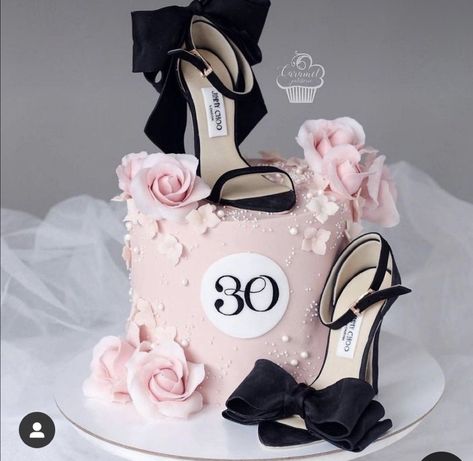 Glamour Cake, Fashionista Cake, Shoe Cakes, Bolo Barbie, Fashion Cake, Birthday Cakes For Women, 50th Birthday Cake, Creative Birthday Cakes, Beautiful Birthday Cakes