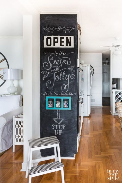 Painted chalkboard wall in a kitchen adds a focal point and a fun for the family. Black Chalk Paint Wall, Chalkboard Paint Ideas, Chalkboard Wall Kitchen, Chalkboard Paint Wall, White Textured Wallpaper, Wall Chalkboard, Chalkboard Diy, Chalkboard Wall Bedroom, Accent Wall In Kitchen