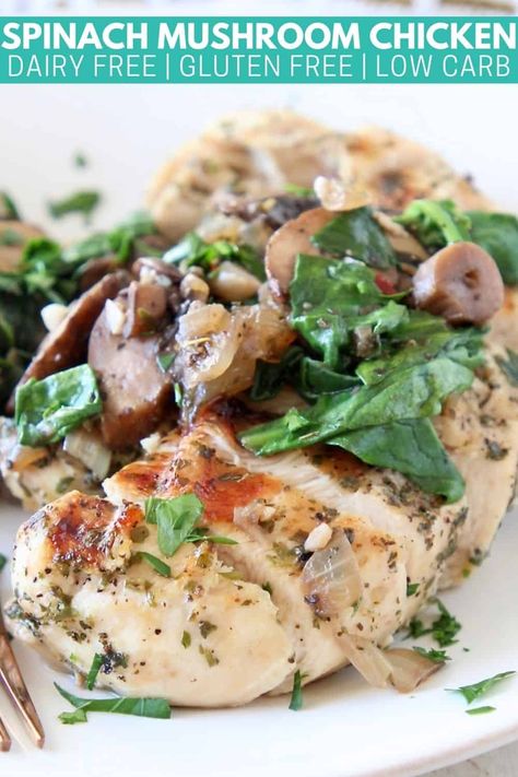 You're going to love this healthy, easy Spinach Mushroom Chicken recipe! It's totally delicious, dairy free, low carb & whole30 approved! Chicken Mushrooms And Spinach, Spinach Mushroom Chicken, Chicken Mushroom Spinach, Chicken Spinach Mushroom, Mushroom Chicken Recipe, Baked Chicken And Mushrooms, Whole 30 Chicken Recipes, Spinach Recipes Healthy, Mushrooms And Spinach