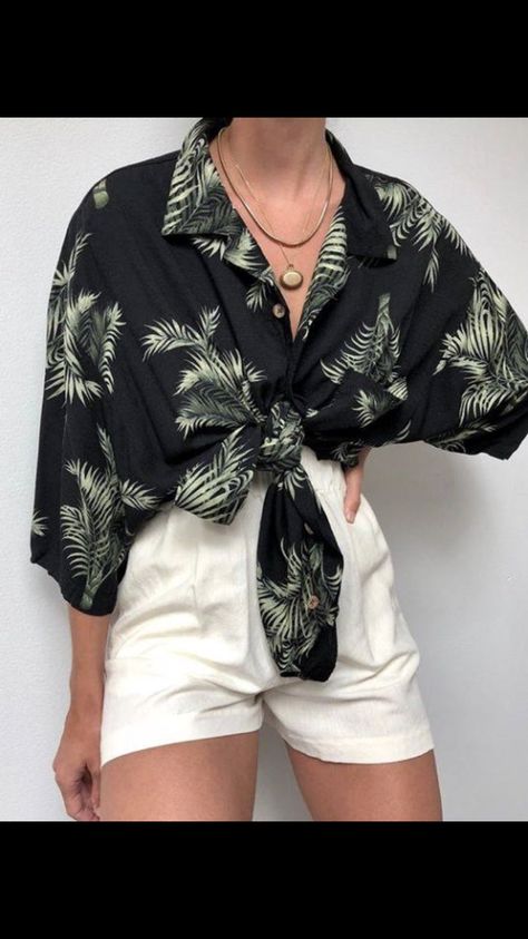 Hawaiian Polo Outfit Women, Hawaiian Button Up Outfit Women, Tropical Clothes Outfits, Modern Hawaiian Outfit, Hawaiian Outfit Aesthetic, Tropical Outfits Aesthetic, Oversized Hawaiian Shirt Outfit, Hawaiian Goth, Hawaiian Clothes For Women