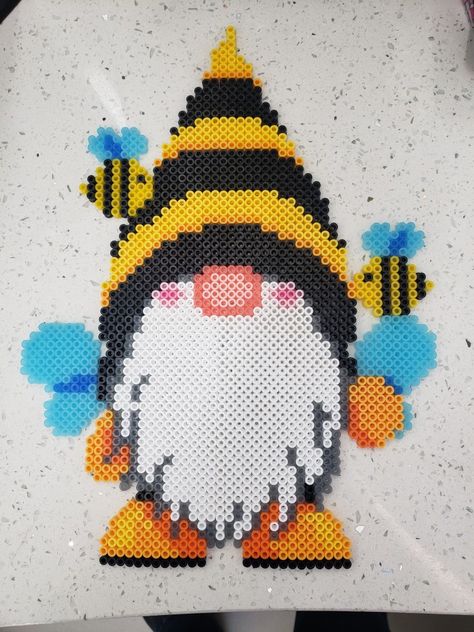 Perler Bead Gnome Pattern, Gnome Perler Bead Patterns, Gnome Perler Beads, Melt Beads Patterns, Christmas Perler Beads, Perler Creations, Melty Bead Patterns, Pearl Beads Pattern, Easy Perler Beads Ideas