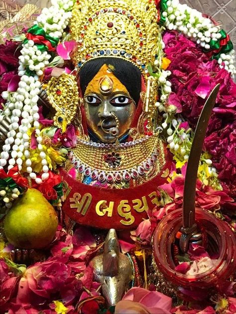 Shree Bahuchar Mataji Palkhi Darshan From becharaji Mandir Bahuchar Maa, Armband Tattoos For Men, Maa Wallpaper, Devi Images Hd, Saraswati Devi, Fairs And Festivals, Shri Ram Photo, Ram Photos, Lord Shiva Hd Images