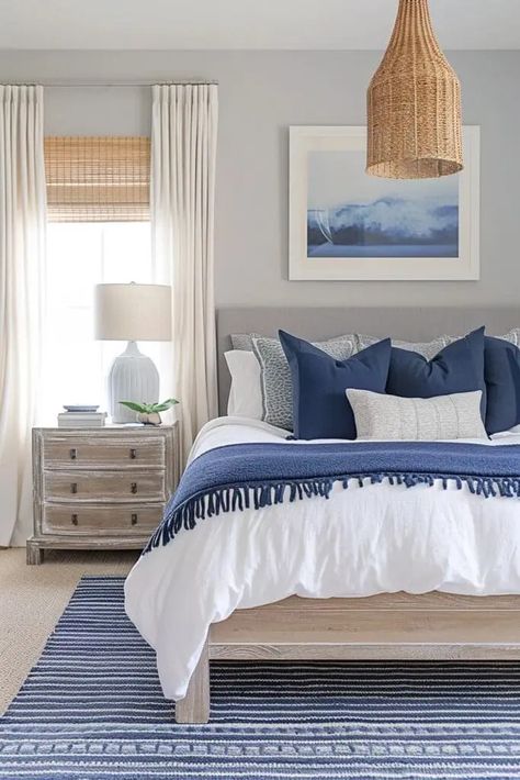 Bedroom Design Navy Blue, Gray And Navy Blue Bedroom Ideas, Gray White Blue Bedroom, White And Navy Guest Bedroom, Aesthetic Bedroom Gray, Navy Bedroom Accents, Lake Room Ideas Bedrooms, Guest Bedroom Ideas Light Blue, Cozy Guest Room Decor