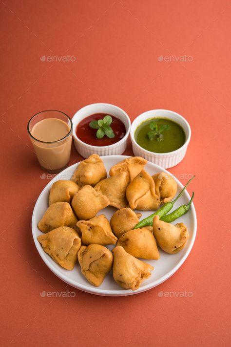 Mini Samosa or Small Samosa by stockimagefactory. Mini Samosa or Small Samosa â€?20is a crispy and spicy Indian triangle shape tea time snack #Sponsored #stockimagefactory, #crispy, #spicy, #Mini Samosa Dough Recipe, Samosa Photography, Samosa Filling Recipe, Vegetable Samosa Recipe, Samosa Chaat Recipe, Samosa Dough, Cheese Samosa, Kitchen Shoot, Mini Samosa