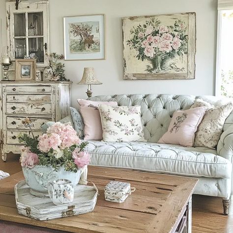 Pink Shabby Chic Living Room, Shabby Chic Living Room Vintage, Diy Shabby Chic Decor, Shabby Chic Living Room Ideas, Shabby Chic Decor Ideas, Shabby Chic Bedroom Diy, Vintage Rooms, Shabby Chic Diy Projects, Diy Shabby Chic