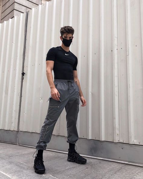 manu rios on Instagram: “estoy que goteo” Rave Outfits Men, Mens Trendy Outfits, Mens Outfit Inspiration, Mens Fashion Streetwear, Mens Fashion Casual Outfits, Stylish Mens Outfits, Men Fashion Casual Outfits, Streetwear Men Outfits, Mens Street Style