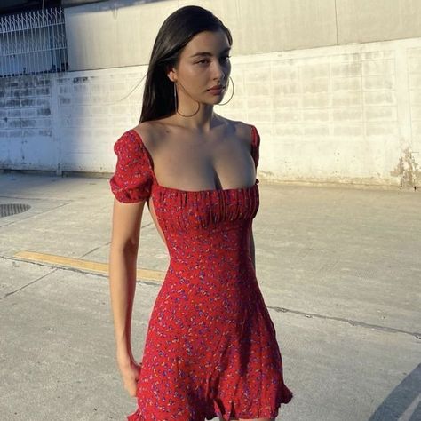 Mode Ulzzang, Gaun Fashion, Dress Backless, Chic Flowers, Square Neck Dress, Flowers Print, Mini Dresses For Women, Ruffle Mini Dress, Mode Inspo