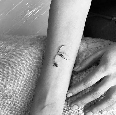 Pisces Tattoo Designs, Think Tattoo, Mermaid Tattoo Designs, Pisces Tattoos, Tattoo Trend, Koi Fish Tattoo, Fish Tattoo, Mermaid Tattoo, Shoulder Tattoos For Women