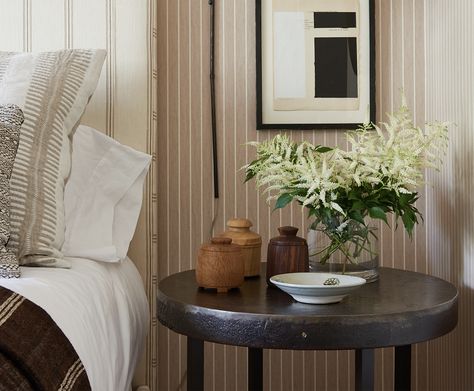 mark sikes malibu bedroom Black Metal Bedside Table, Brown Striped Wallpaper, Brown Headboard, Bedside Table Metal, Malibu Beach House, Mark D Sikes, Transitional Bedroom, Striped Wallpaper, Beautiful Bedrooms