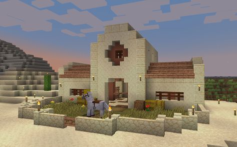 Small Desert House Minecraft, Minecraft Desert Horse Stable, Camel Minecraft Stable, Desert Stables Minecraft, Camel Stable Minecraft, Minecraft Desert Village Ideas, Minecraft Desert Market, Minecraft Houses Desert, Camel House Minecraft