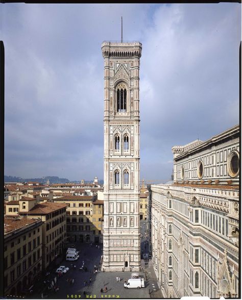 Campanile.....love this view Visit Florence, Gothic Buildings, Chief Architect, Beyond The Sea, Bell Tower, Northern Italy, Florence Italy, Santa Maria, Leaning Tower Of Pisa