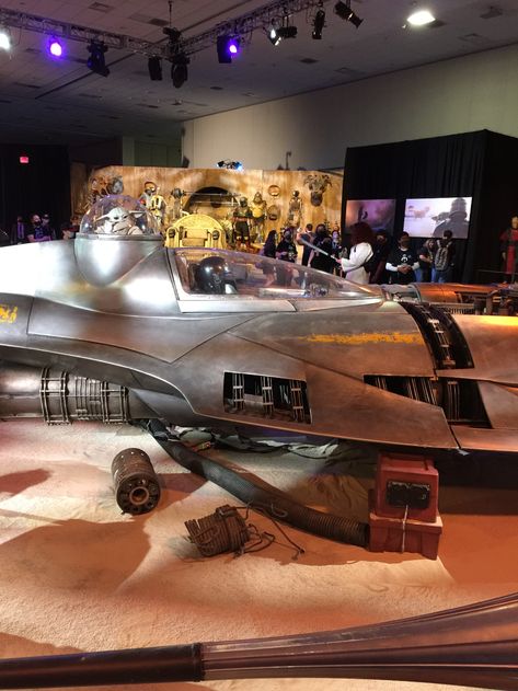 Mandalorian Culture, Mandalorian Ig-11, N1 Naboo Starfighter, Mandalorian Naboo Starfighter, The Mandalorian N1 Starfighter, Boba Fett Costume, Prop Maker, Star Wars Celebration, Replica Prop