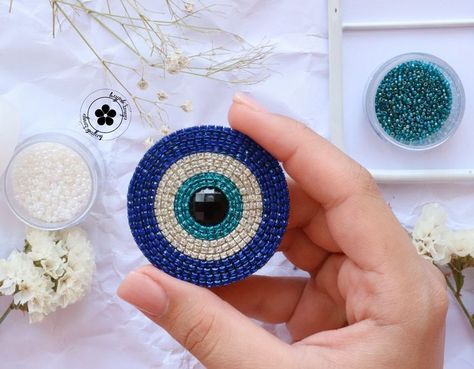 Beaded Eye, Textile Earrings, Simple Hand Embroidery Patterns, Diy Bead Embroidery, Bead Embroidery Tutorial, Beaded Jewelry Designs, Bangles Jewelry Designs, Bead Embroidery Jewelry, Handmade Fashion Jewelry